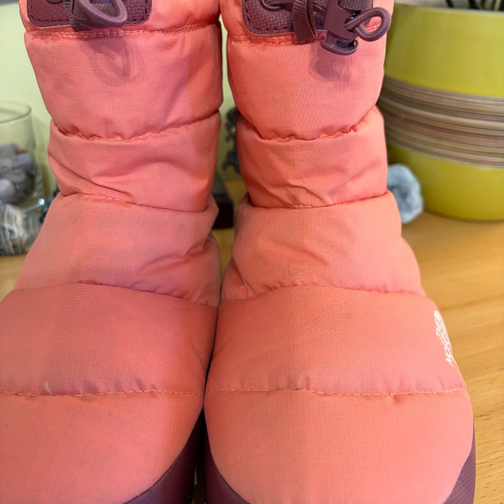 The North Face 550 Nuptse Apres Insulated Goose Down Bootie Womens Boots Sz 7 - Picture 7 of 15
